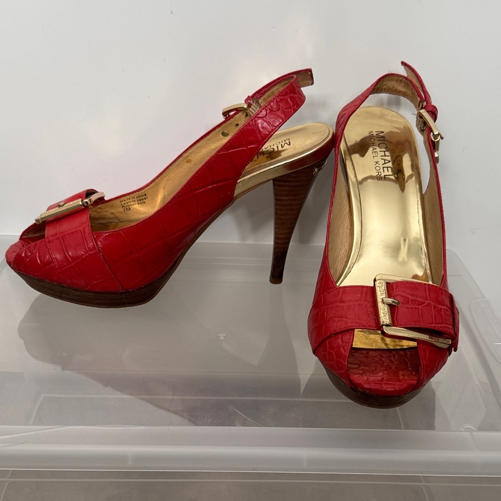 Buy 1 get 1 FREE 
Michael Kors Red Croc-Embossed Peep-Toe Heels - Picture 3 of 10